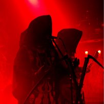 (c) Garry Thomas